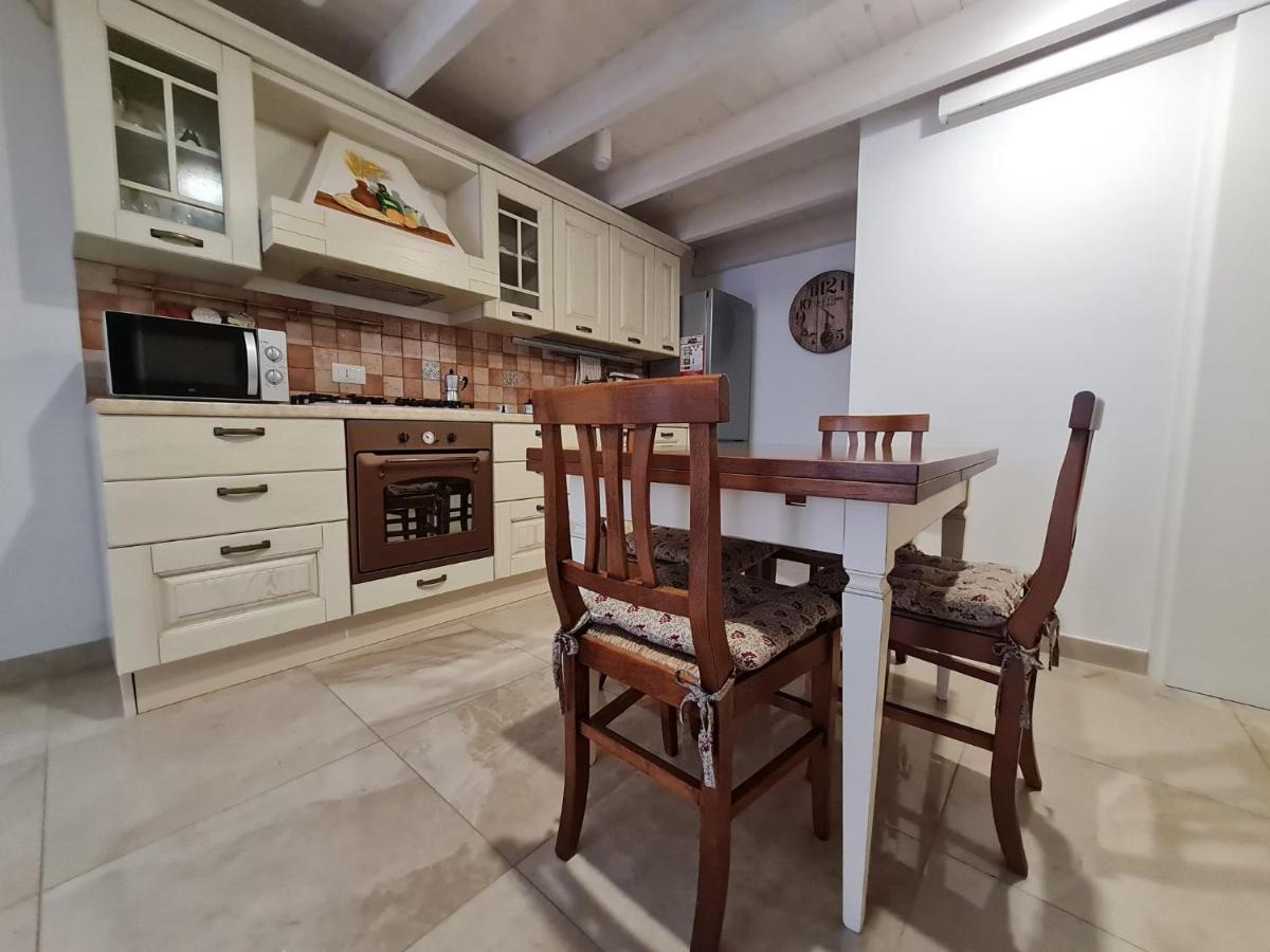 Flat 24 Maggio Apartment Лече Екстериор снимка